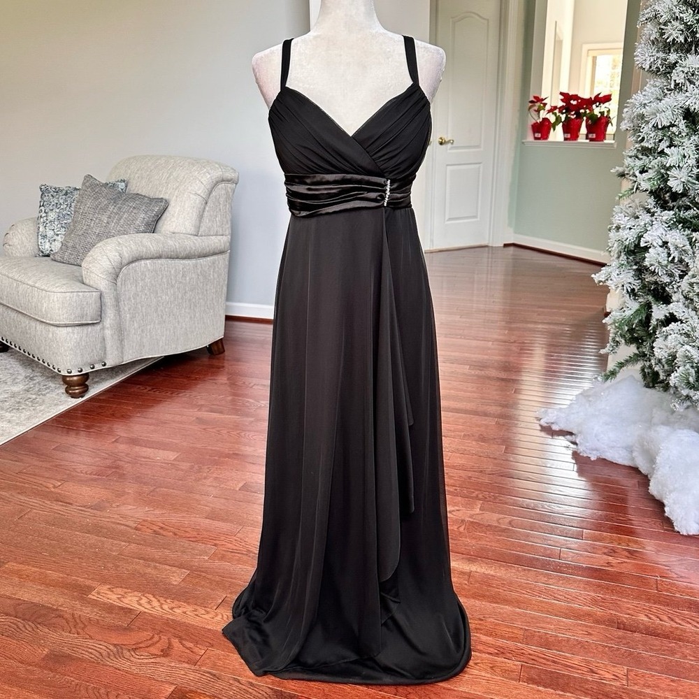 Vintage Dressbarn Collection Black Silver Elegant Simple Gown Dress Size 12